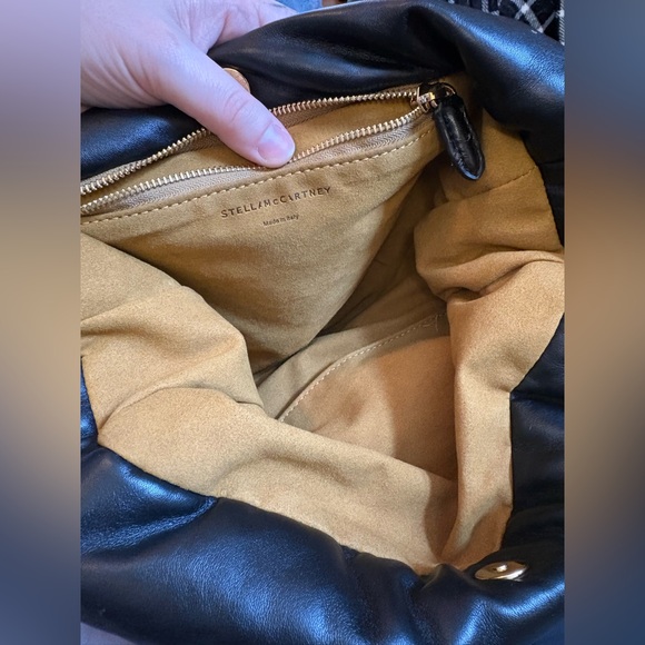 Stella McCartney Vegan Leather Shoulder Bag (black) - Picture 8 of 16